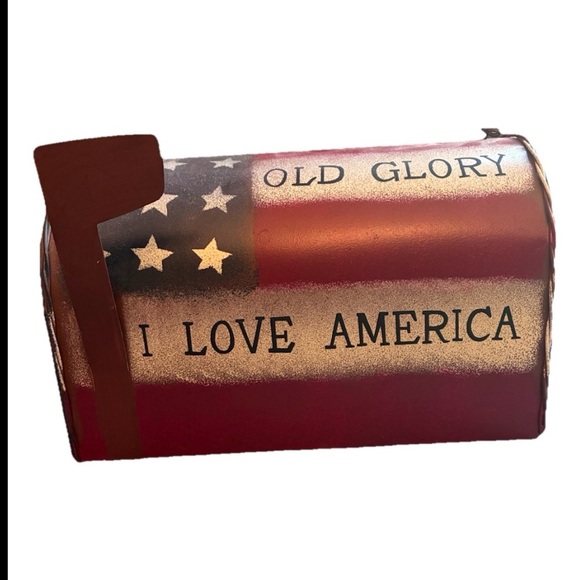 Other - Patriotic 'I Love America' Decorative Mailbox Birdhouse - Red,White, lBlue